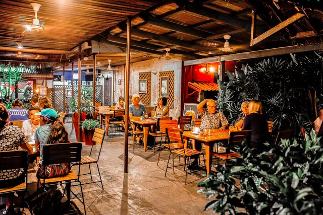 Giordano's Pizzeria // Samoa