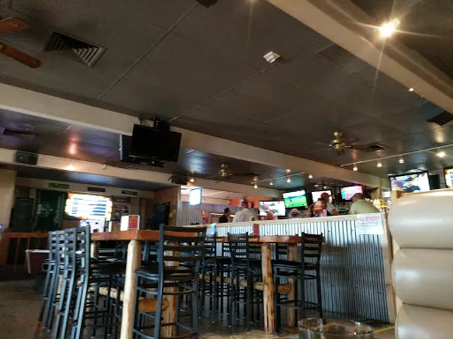 Gators Pub & Eatery