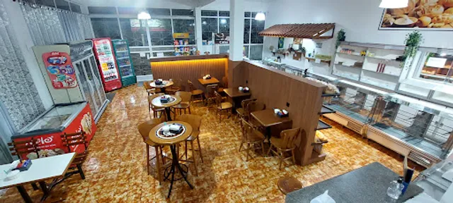 Padaria e Confeitaria Ramo de Trigo