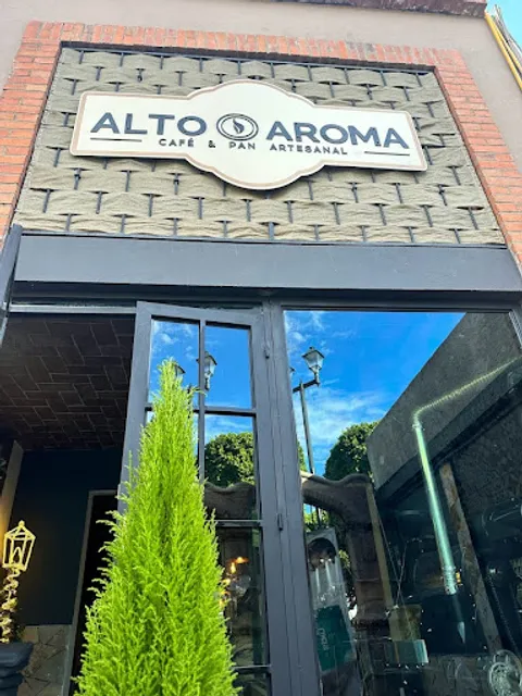 Alto Aroma - Calzada de los Héroes