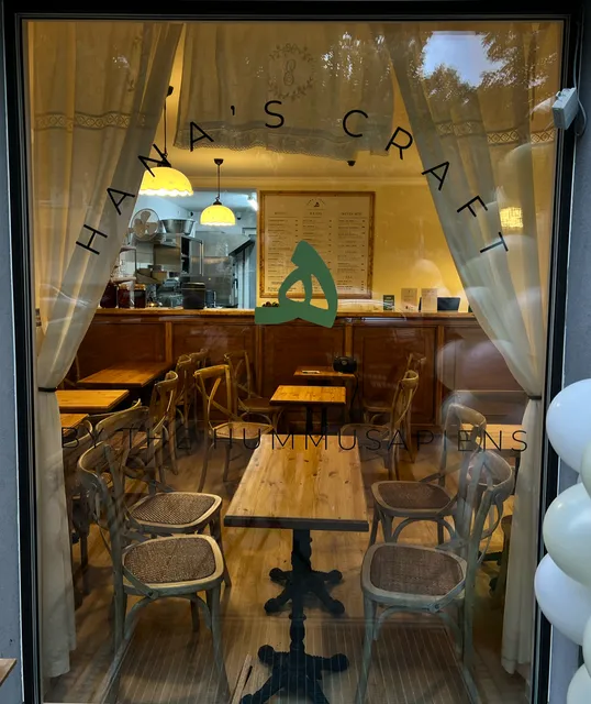 Hana's Craft by the hummusapiens