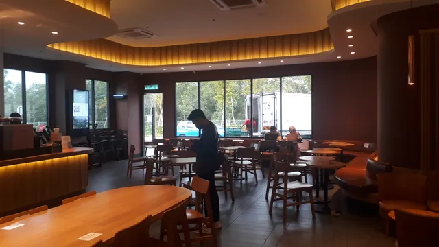 Starbucks Damansara Avenue DT