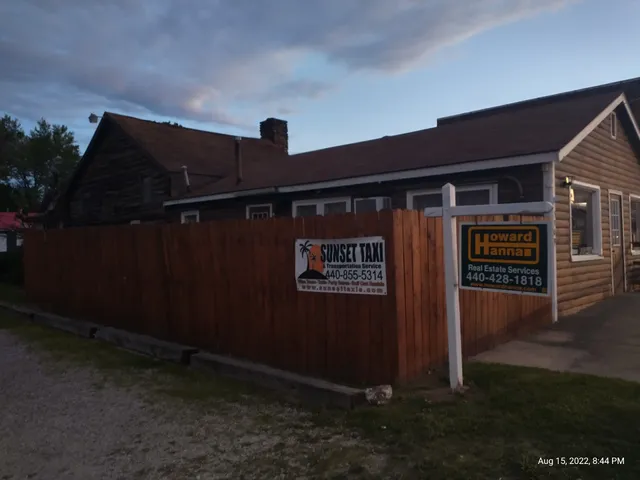 Allen Court Cottages & Motel