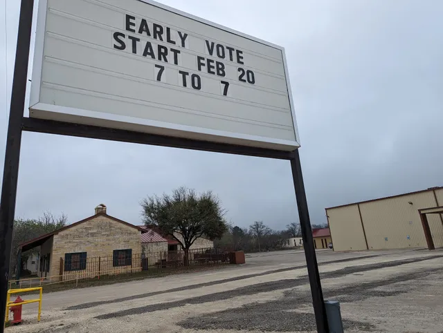 Kinney County Public Library