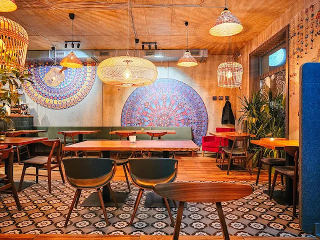 Hello India Restaurant