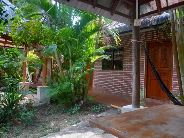 Captain Chims Guesthouse