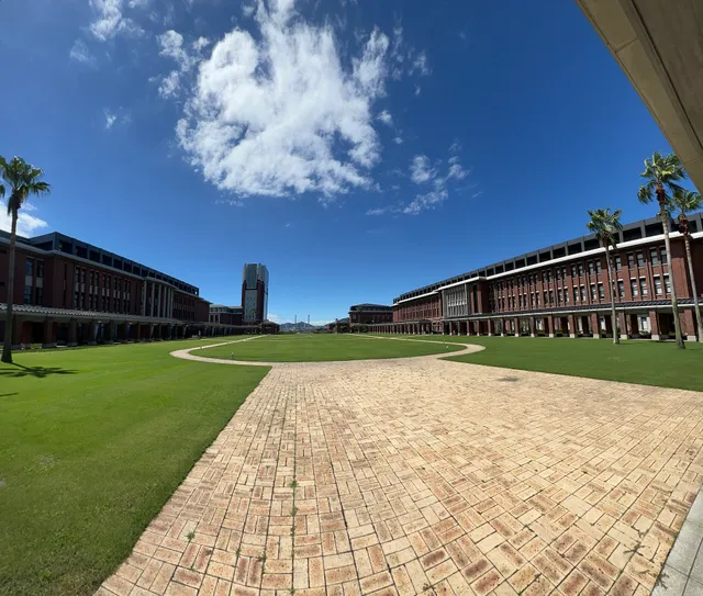 Kobe Gakuin University Port Island Campus 1