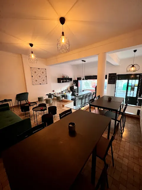 Aquela do Vinho - Wine Shop & Bar