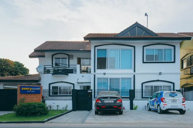 The Avery Suites (Avery Scott)