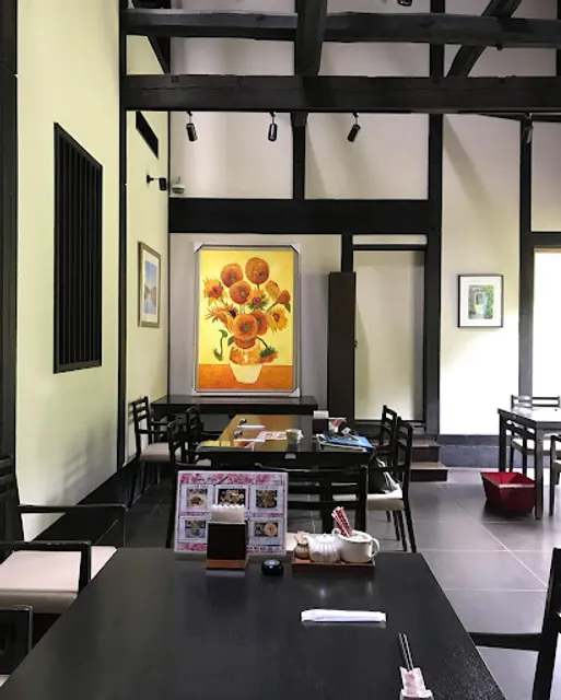 古民家レストラン＆カフェ 四季の華