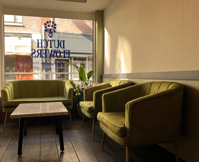 coffeeshop dutch flowers