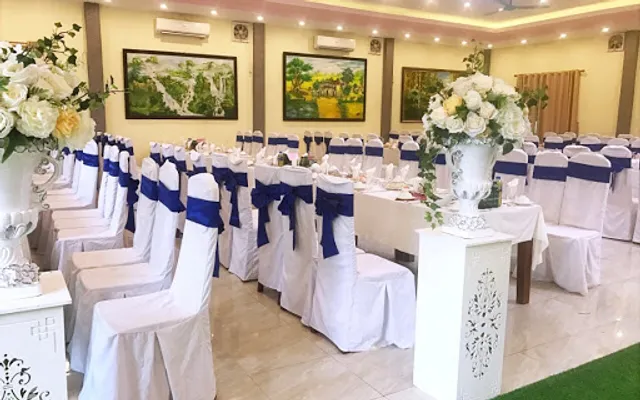 Nhà Hàng Trọng Khách