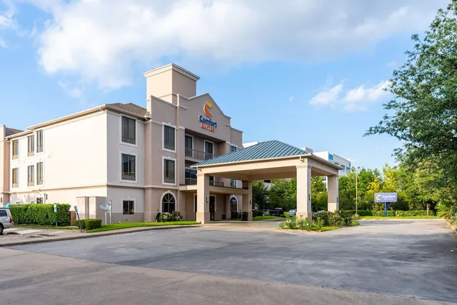 Comfort Suites Houston West at Clay Road