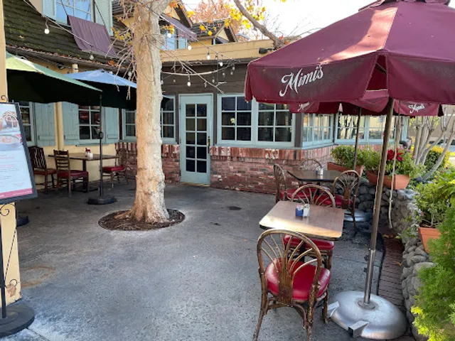 Mimi's Cafe