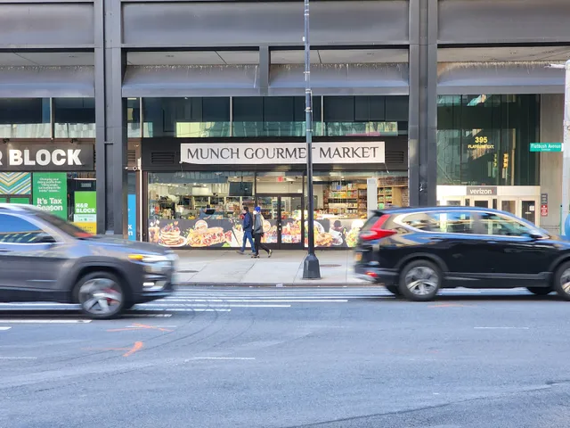 Munch Gourmet Market