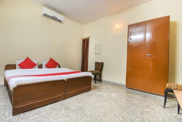 DURAI AC ROOMS &HOTELS