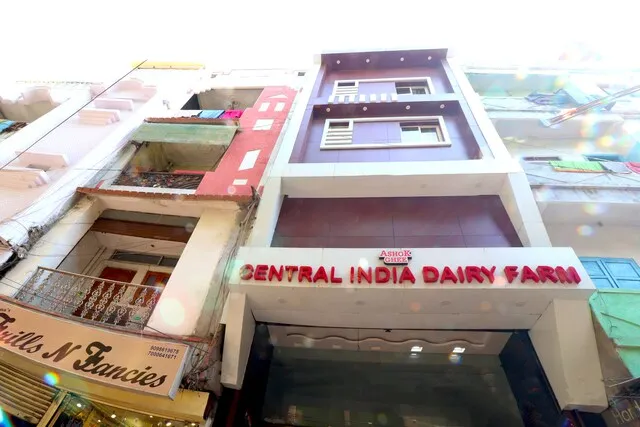 OYO 29149 Sarthak Inn