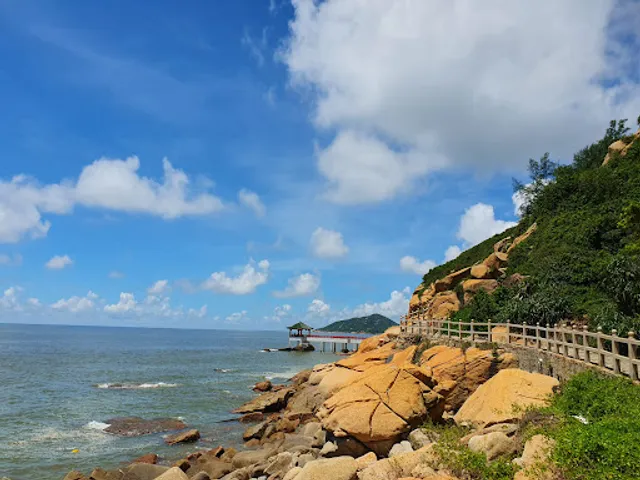 Hac Sá Long Chao Kok Coastal Trail