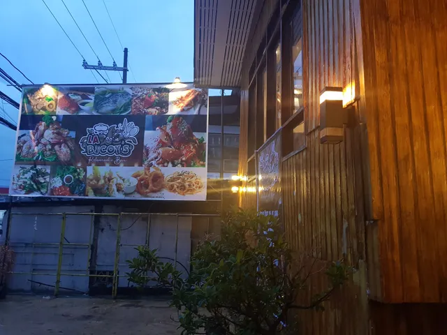 LA BICOY'S Restaurant And Bar