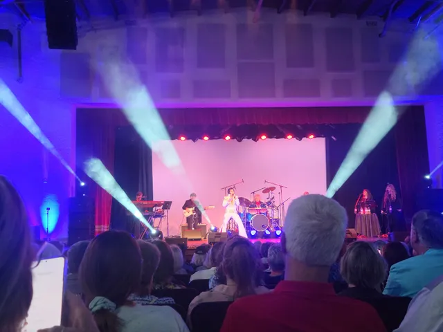 Mount Dora Community Building