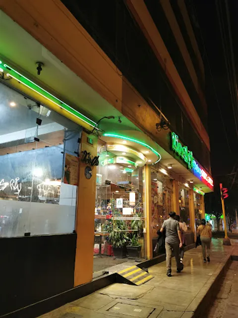 Polleria Norky's avi 1