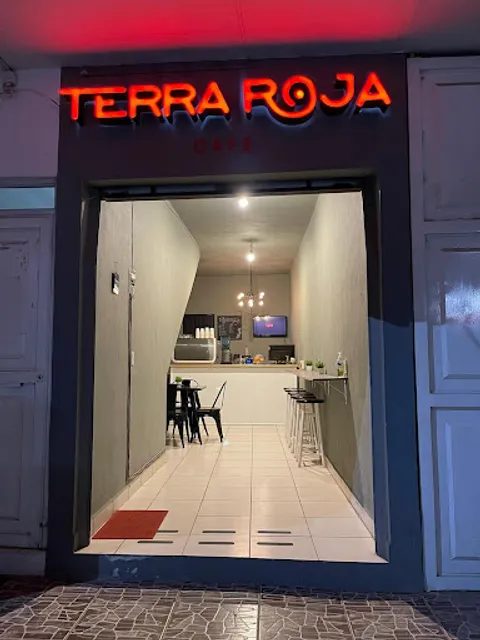Terra Roja Café