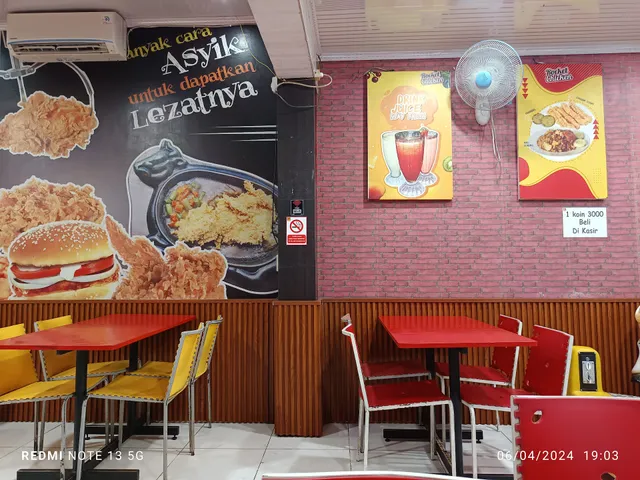 Rocket Chicken Surgi Mufti Sultan Adam