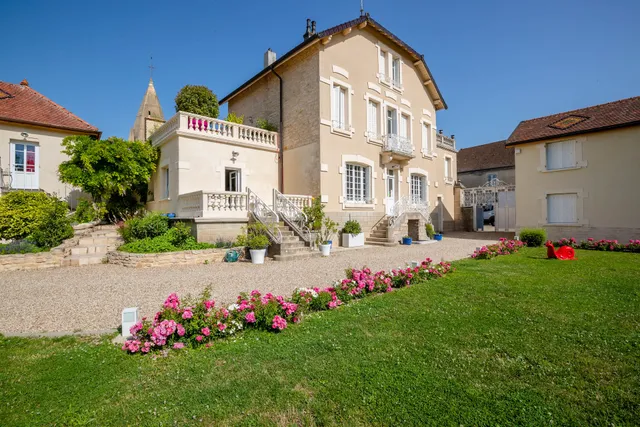 L'Escale Jules and Lily