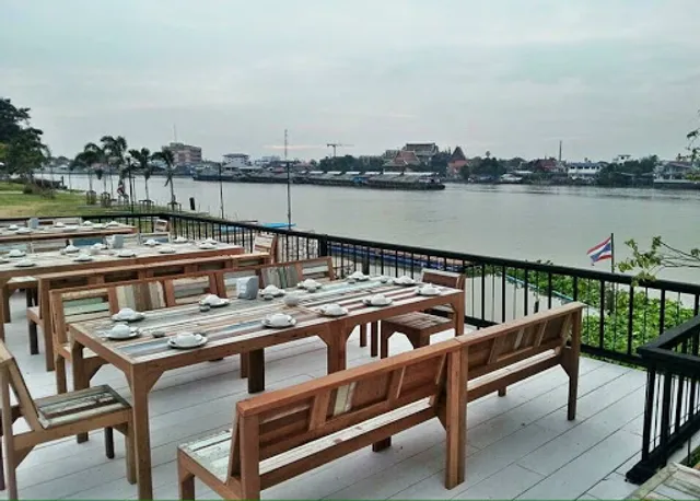 ครัวบุษบัน กุ้งเผา วอเตอร์วิว