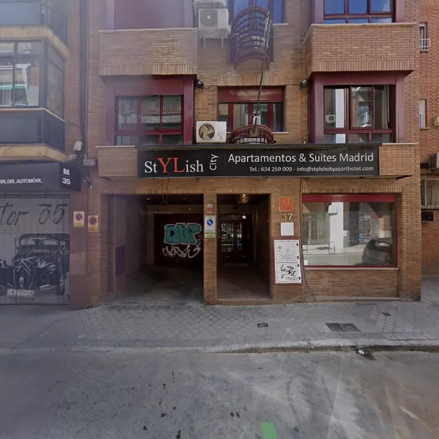 A&H Suites Internacional Madrid