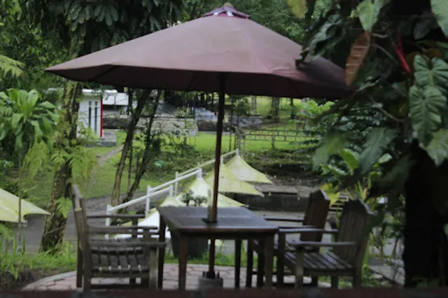 Melcosh Cafe & Coffee - Roastery