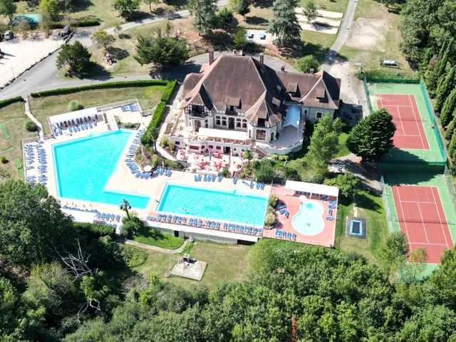 Vakantiepark Château Cazalères