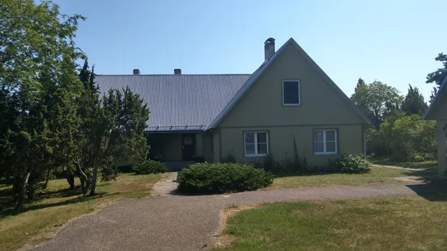 Paadi talu puhkemaja, end. Hiiumaa laidude kaitseala keskus