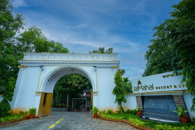 Jalmahal Resort and Spa