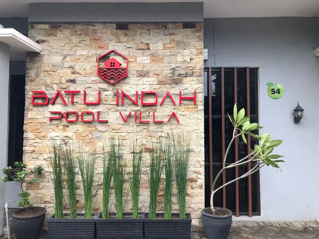 Batu Indah Pool Villa