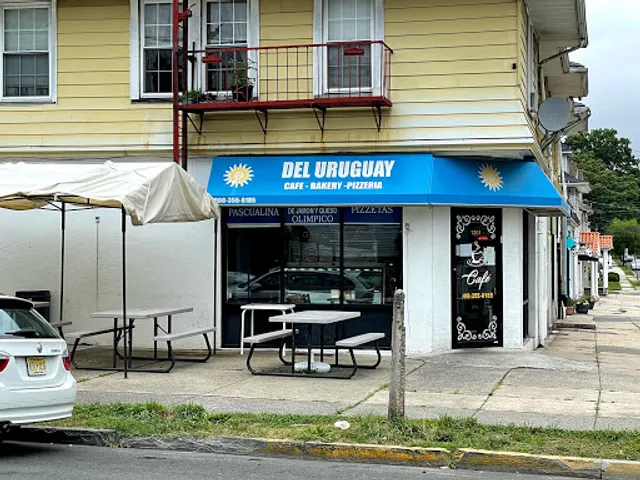 Del Uruguay Bakery