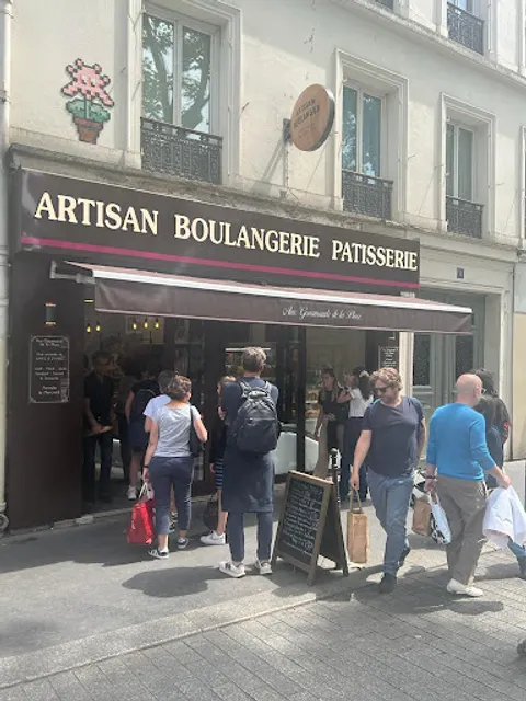 Aux gourmands de la place - Boulangerie Patisserie Paris 10