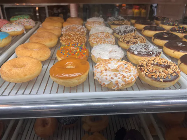 Cleveland Donuts & Deli