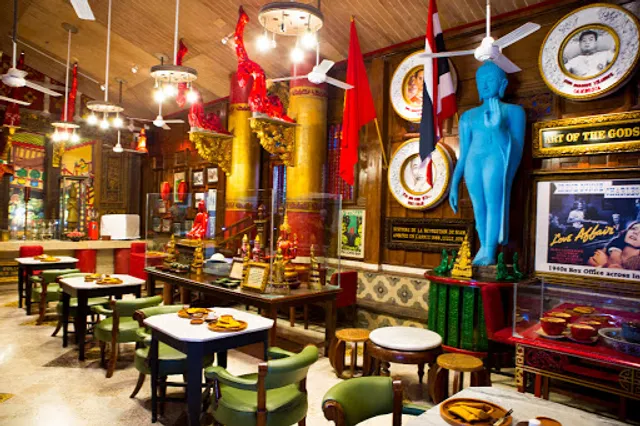 SaigonSan Restaurant & Rooftop (Vietnamese & Thai Food, Garden Cafe by Kawisari)