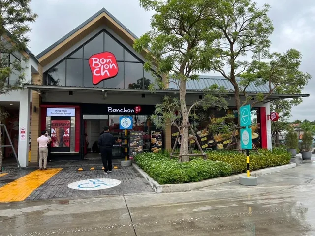 Bonchon Lotus Liap Khlong Song