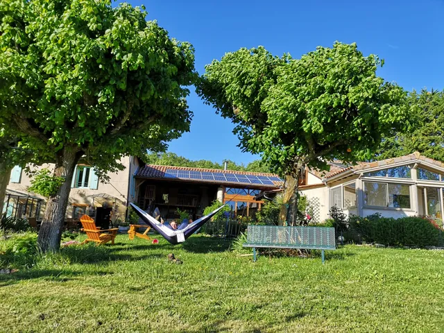 La Source, Vegetarian Guest House