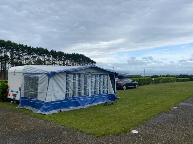 Camping Playa De Tapia