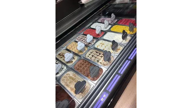 Hey Eistante im Sylter Eiscafé Bockum