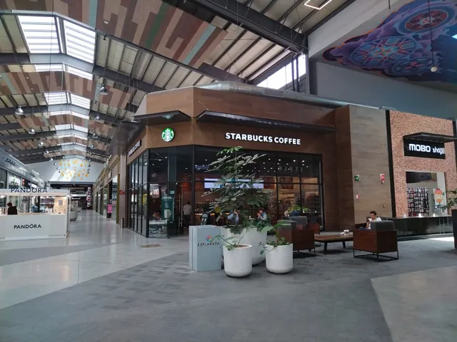 Starbucks Explanada Puebla