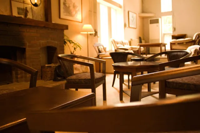 ダイニングカフェパウゼ