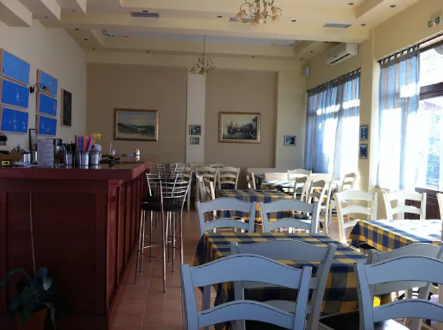 Mezedopoleio Sinantisi