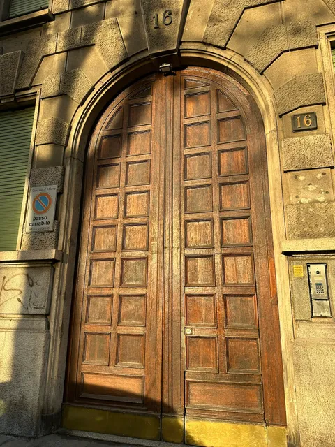 CÀ BÈLA - Certosa Guesthouse & Apartments