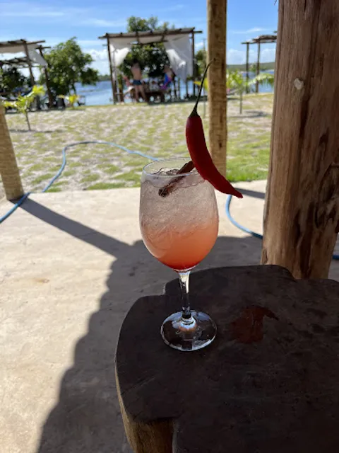 Panela de Barro Beach- Restaurante com acesso a Lagoa dos Tambaqui