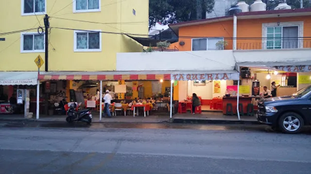 Taquería Monte Albán 2