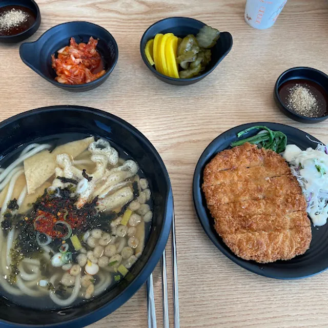 용우동 문경점촌점